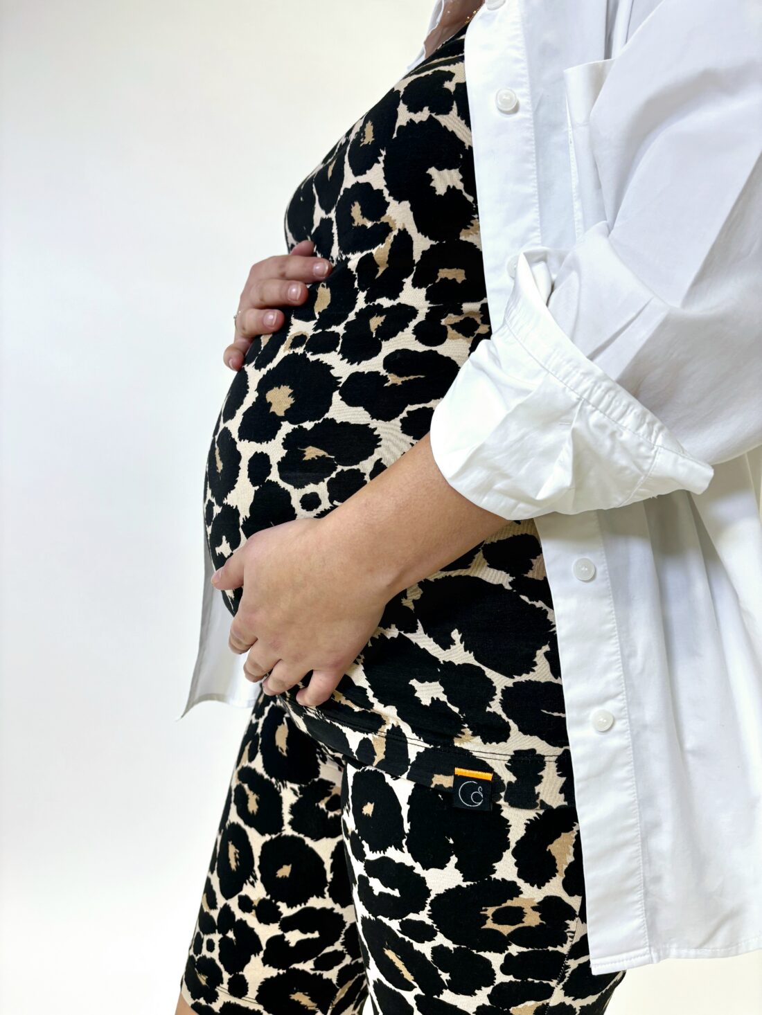 Korte broek Leopard beige