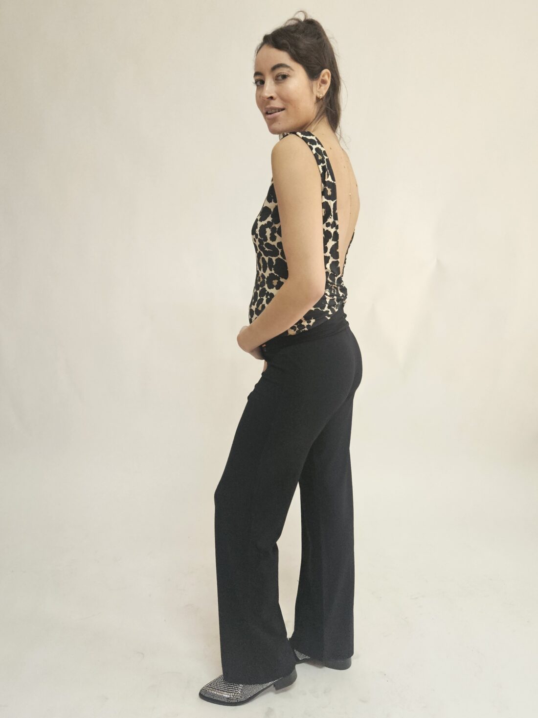 Top de espalda abierta leopard