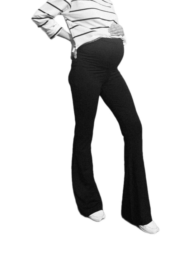 REGULAR Flared pants Zwart