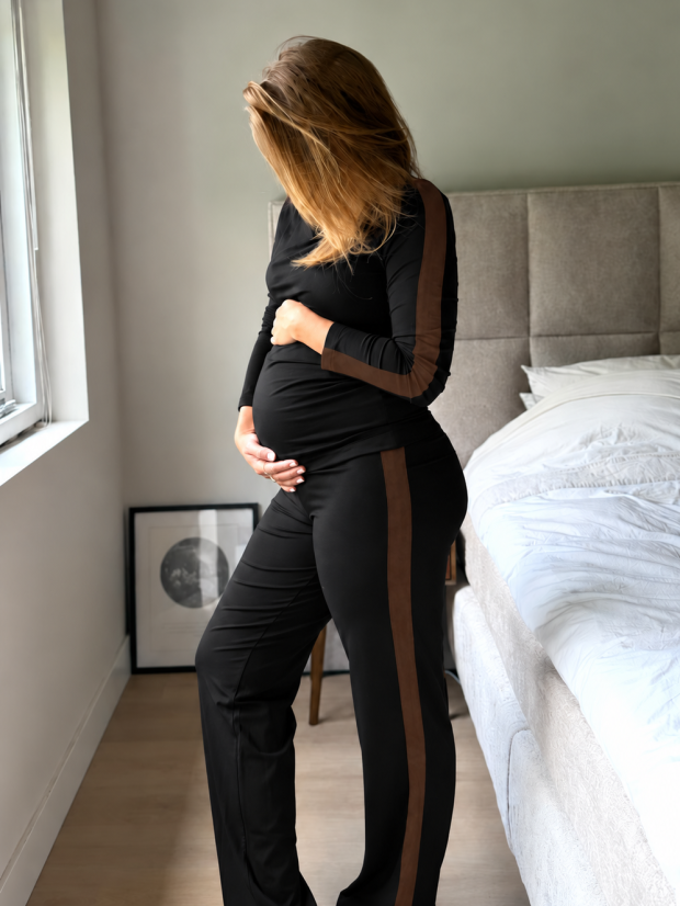 Wide pants black with sideseam braun