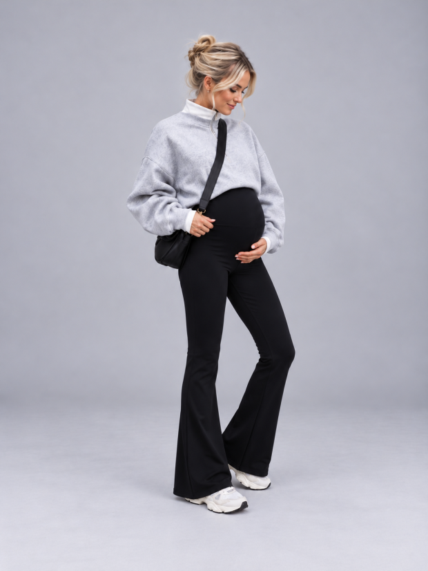 Flared pants Punta Zwart
